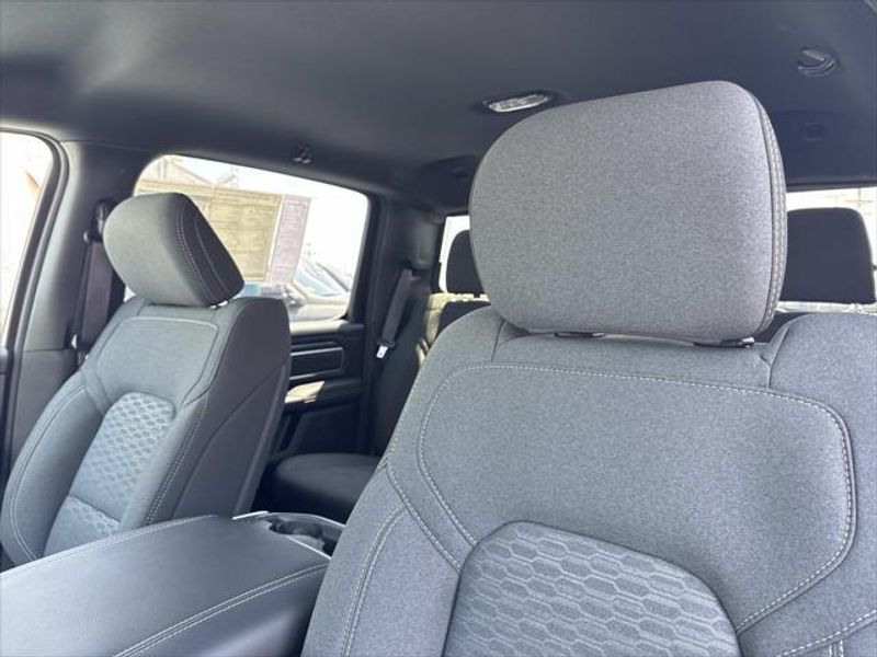 New 2026 RAM 1500 Big Horn Crew Cab 4x2 5'7' Box