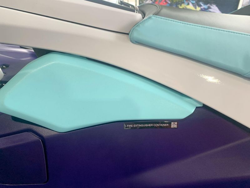 New 2025 Yamaha JETBLASTER LTD Image 8