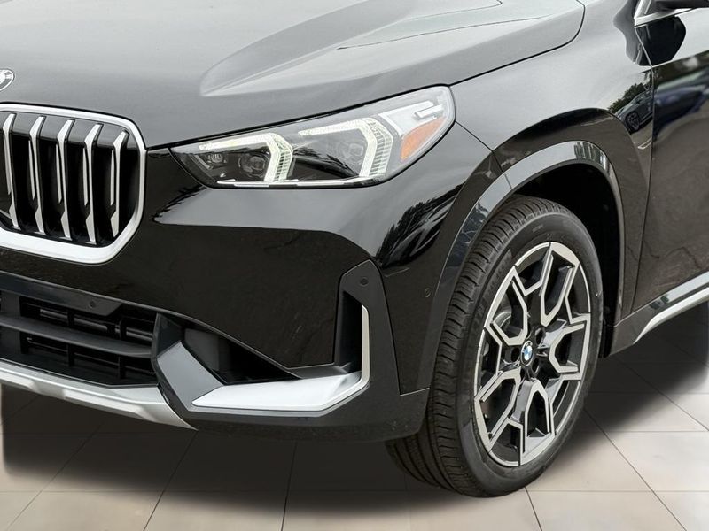 2025 BMW X1 xDrive28iImage 11