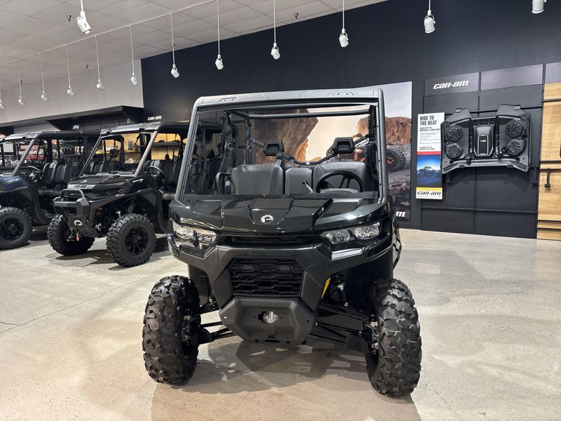 New 2026 Can-Am DEFENDER MAX DPS HD9 Image 10