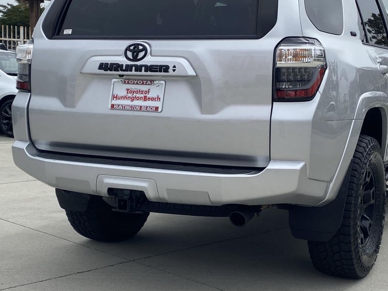 Used 2022 Toyota 4Runner SR5 PremiumImage 4
