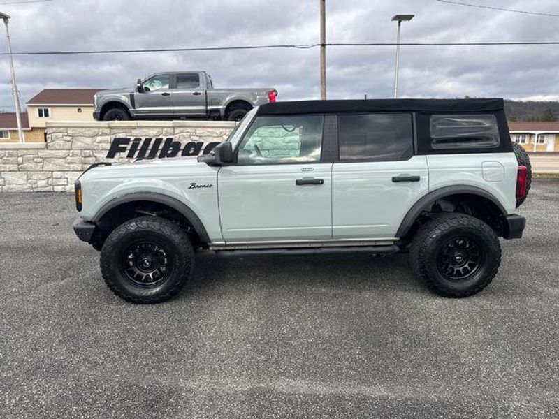 2022 Ford Bronco Big Bend photo 2