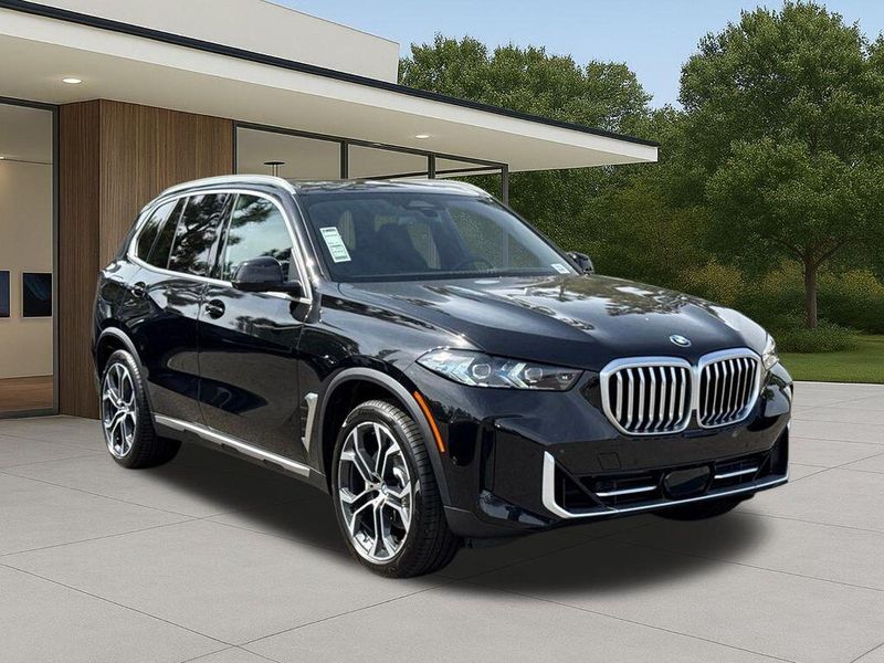 New 2026 BMW X5 sDrive40iImage 5
