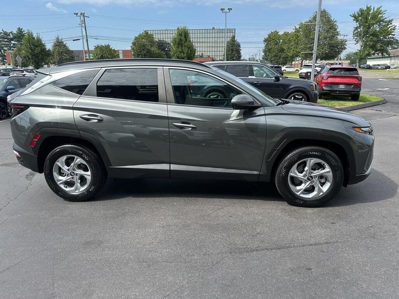 Used 2023 Hyundai Tucson SELImage 4