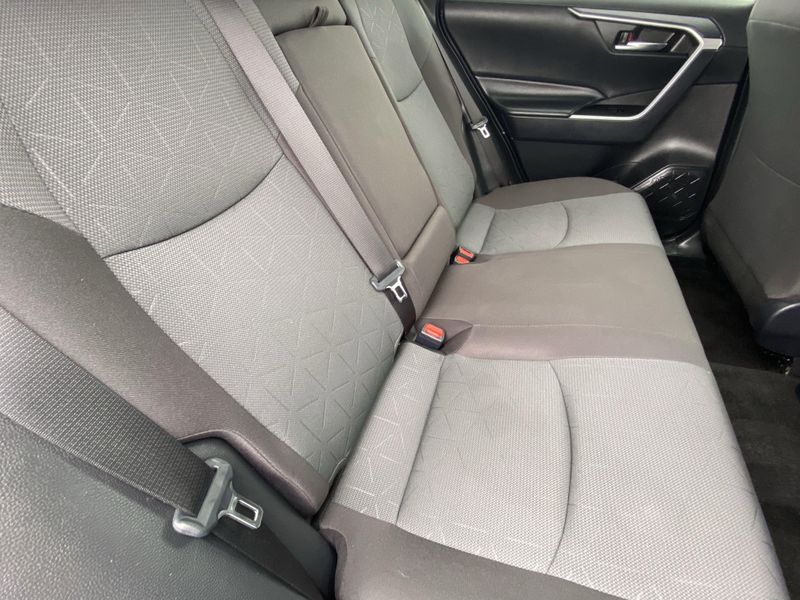 2024 Toyota RAV4 XLEImage 14