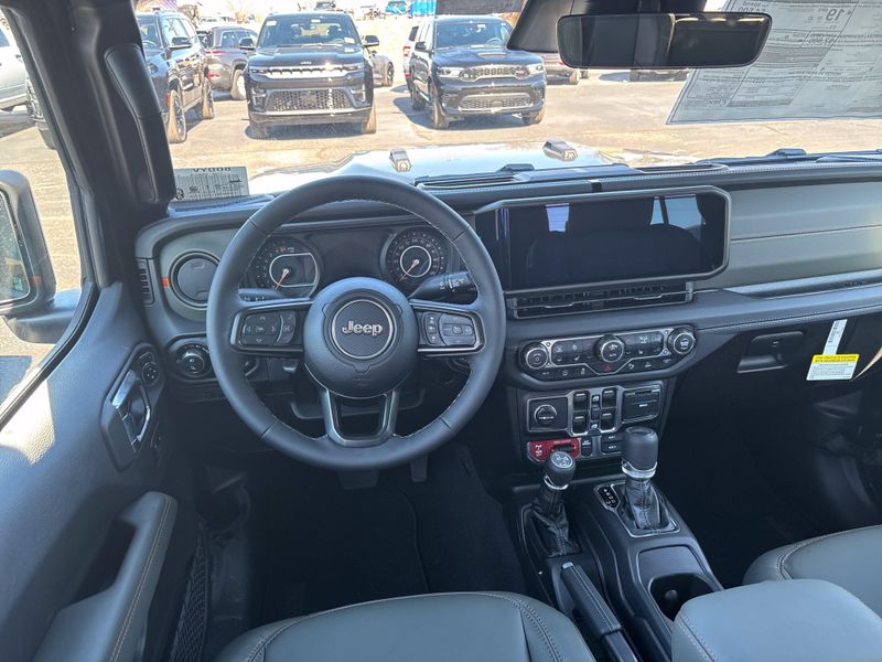 New 2026 Jeep Gladiator Mojave X 4x4Image 19