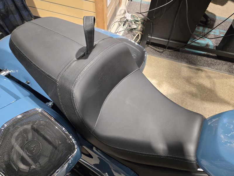 NEW 2026 INDIAN MOTORCYCLE CHALLENGER LIMITED WITH 112 PACKAGE Image 11