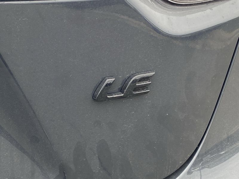 2024 Toyota Corolla LEImage 5