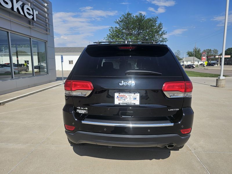Used 2017 Jeep Grand Cherokee LimitedImage 8