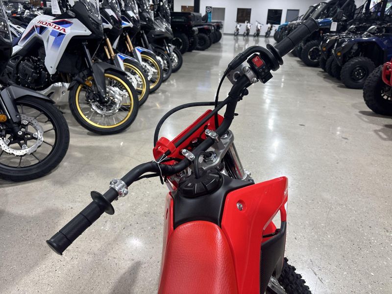 New 2027 Honda CRF125F Image 23