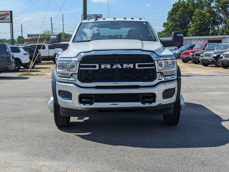 2023 RAM 5500 Chassis Tradesman in a Bright White Clear Coat exterior color and Diesel Gray/Blackinterior. Johnson Dodge 601-693-6343 pixelmotiondemo.com 