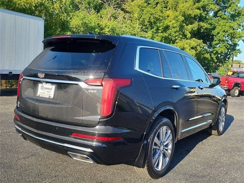 2023 Cadillac XT6 Premium LuxuryImage 12