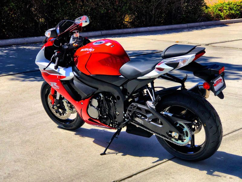 New 2027 Suzuki GSX-R600 Image 15