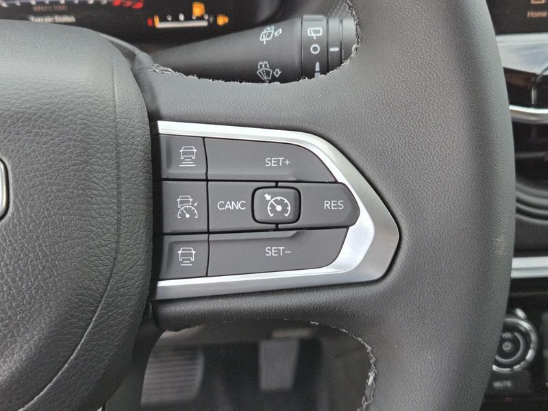 New 2026 Jeep Compass Limited Altitude 4x4