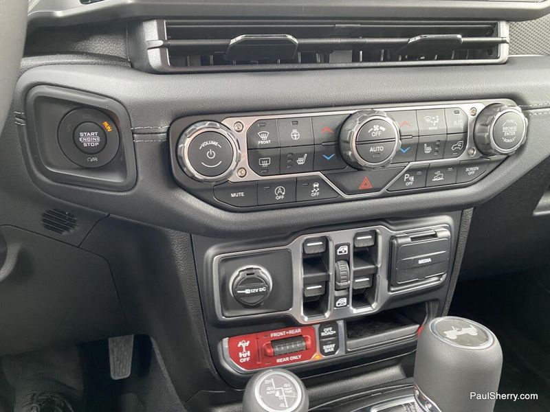 New 2026 Jeep Wrangler 4-door Rubicon X