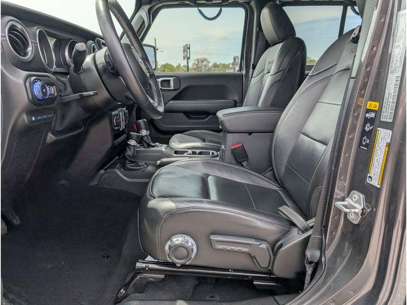 2021 Jeep Wrangler 4xE Unlimited SaharaImage 11