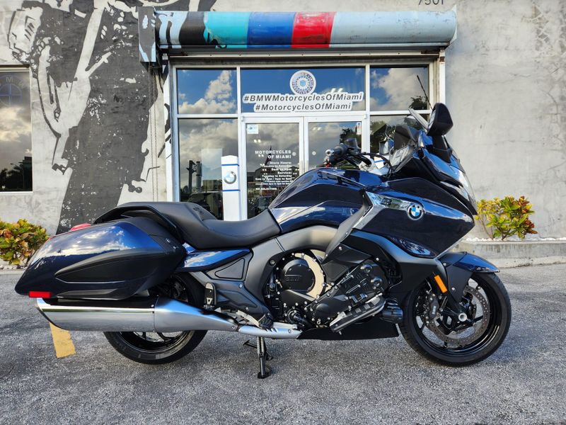 2019 BMW K 1600 B  in a IMPERIAL BLUE METALLIC exterior color. BMW Motorcycles of Miami 786-845-0052 motorcyclesofmiami.com 