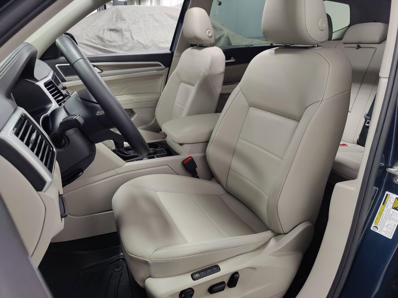 Used 2023 Volkswagen Atlas V6 AWD SEL w/Sunroof/NavImage 18