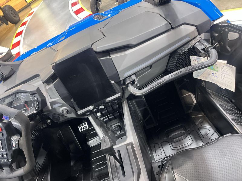 New 2026 Polaris RZR PRO R 4 ULTRA EDITION Image 11