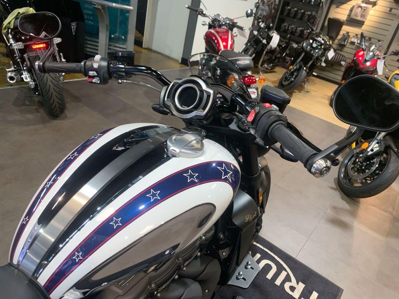 New 2025 Triumph ROCKET 3 GT EVEL KNIEVEL EDITION Image 14