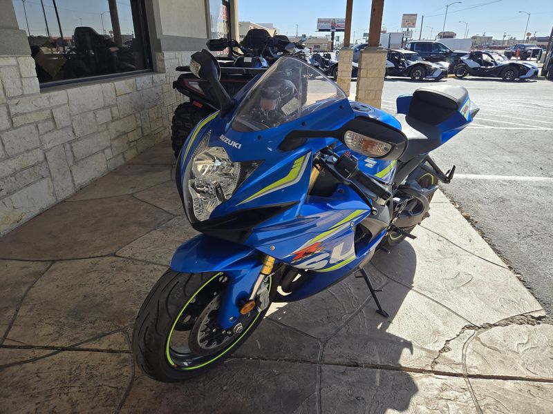 2017 Suzuki GSXR750L7Image 4