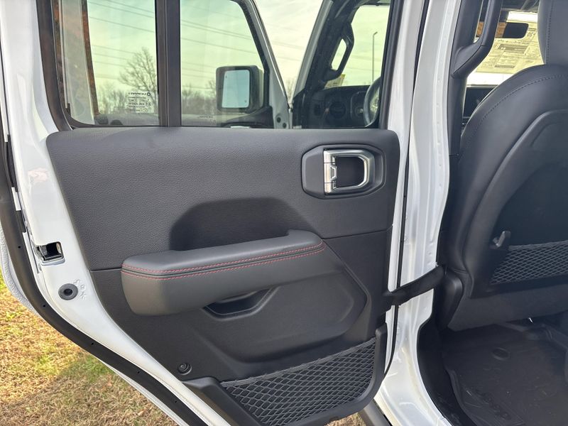 New 2026 Jeep Wrangler 4-door Rubicon XImage 26