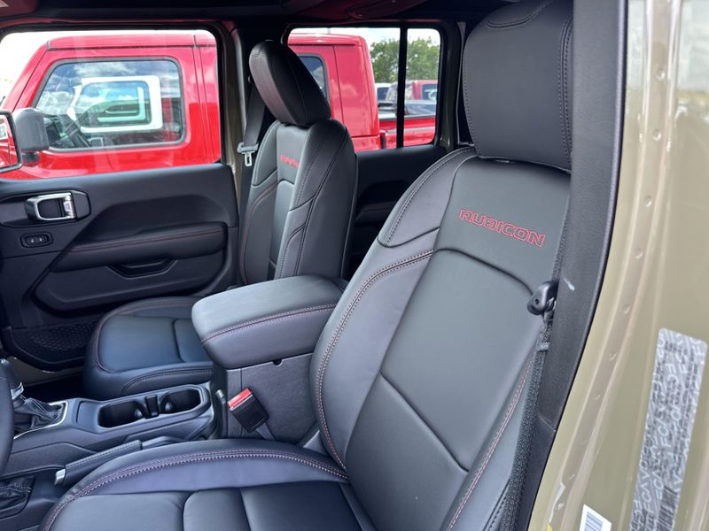 New 2025 Jeep Gladiator Rubicon X 4x4Image 21