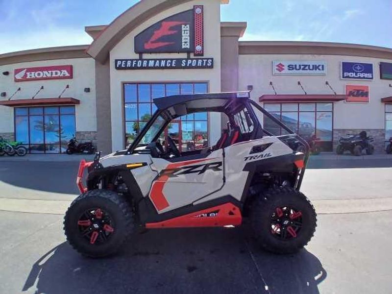 2025 Polaris RZR TRAIL ULTIMATE 