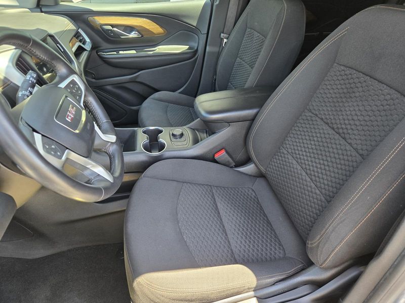 Used 2018 GMC Terrain FWD 4dr SLE
