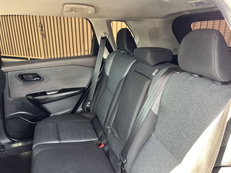 Used 2021 Nissan Rogue SImage 20