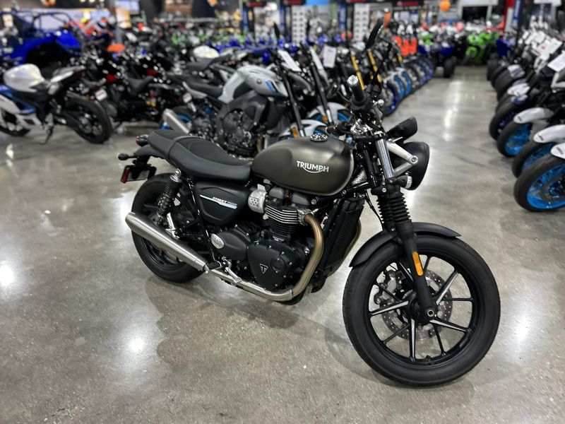 Used 2020 Triumph STREET TWIN Image 1