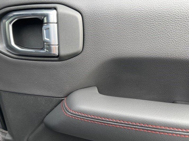 2023 Jeep Wrangler 4-door Rubicon 4x4Image 23