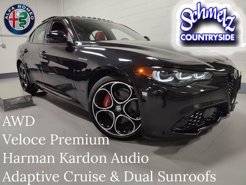 2024 Alfa Romeo Giulia Veloce Premium Q4 AWD w/Sunroof/NavImage 1
