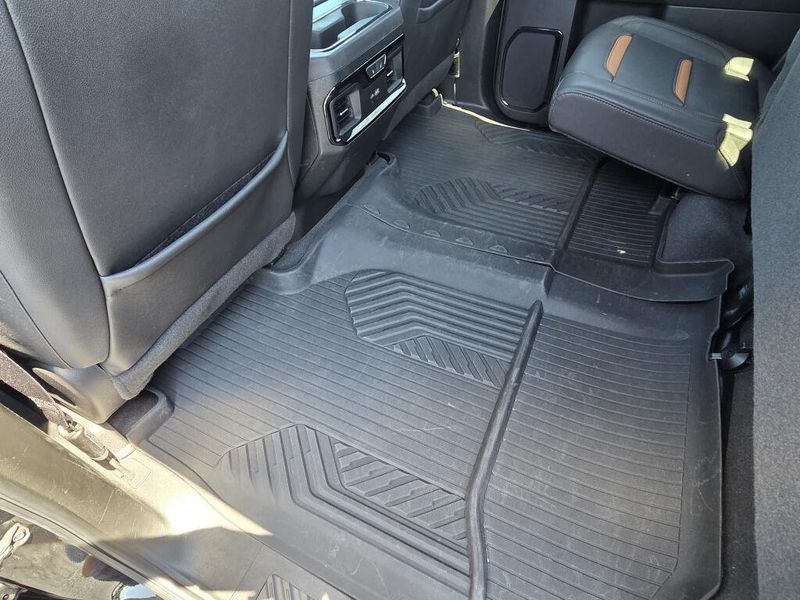 Used 2024 GMC Sierra 2500HD AT4