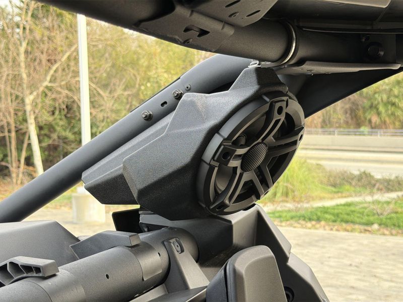 New 2025 Can-Am MAVERICK X3 MAX X RS TURBO RR SMART-SHOX Image 31