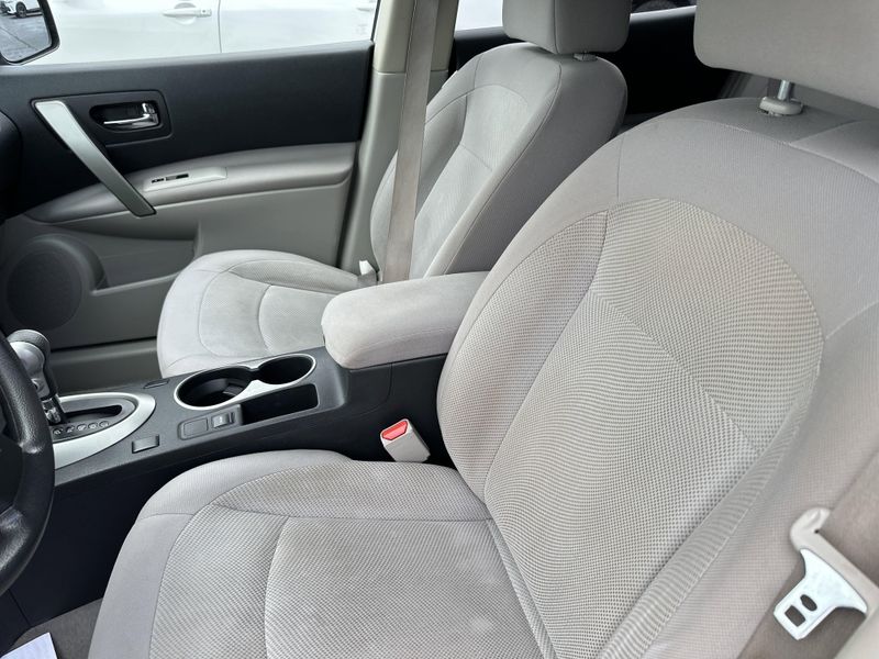 2012 Nissan Rogue SImage 20