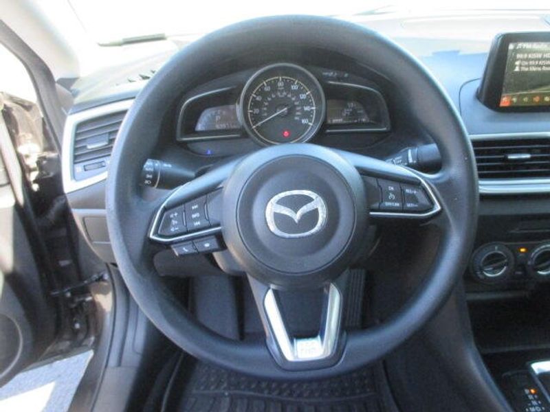 Used 2017 Mazda Mazda3 SportImage 16