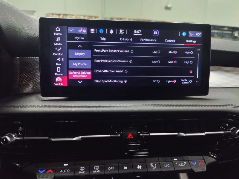 Used 2024 Alfa Romeo Tonale Ti eAWD Premium w/SunroofImage 9