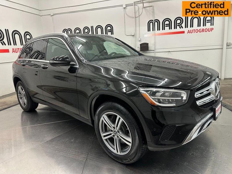 2021 Mercedes-Benz GLC 300 300Image 1