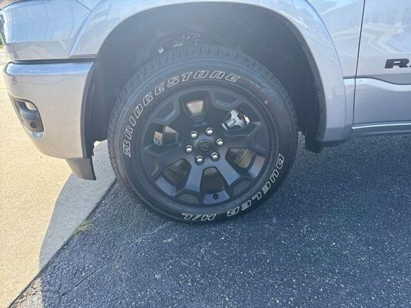 2025 RAM 1500 Big Horn Crew Cab 4x4 5'7' Box