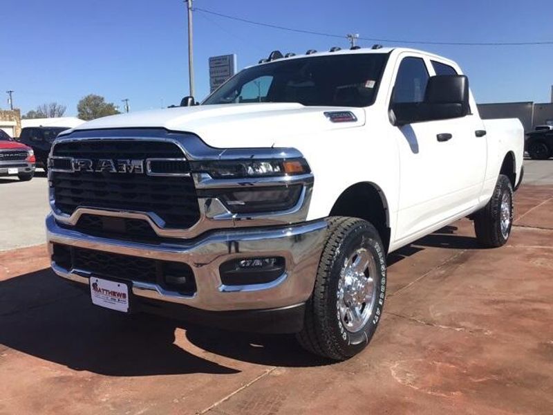 2025 RAM 2500 Tradesman Crew Cab 4x4 6