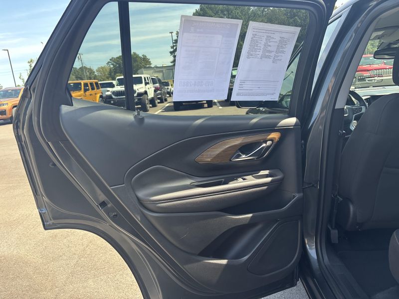 Used 2020 GMC Terrain SLEImage 27