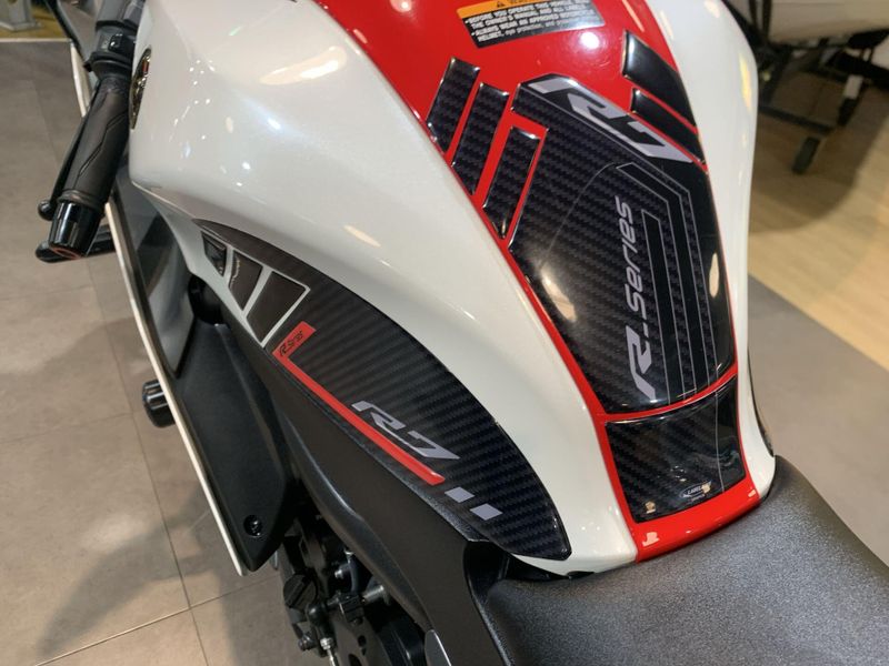 Used 2022 Yamaha YZF-R7 CA Image 19