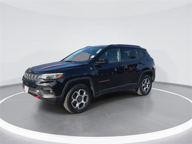 Used 2022 Jeep Compass TrailhawkImage 4