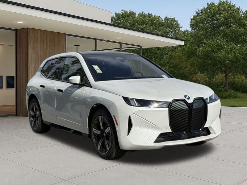 New 2026 BMW iX xDrive60Image 6