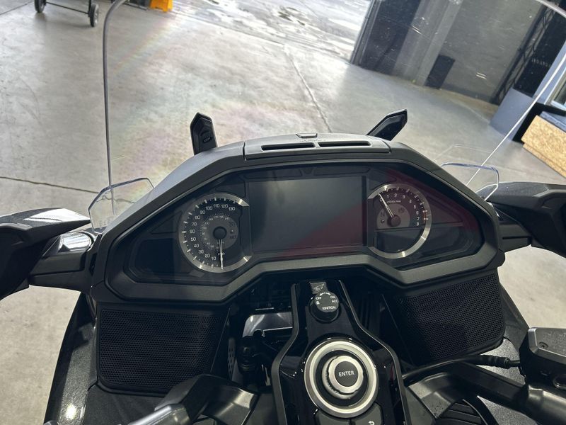 New 2026 Honda GOLDWING TOUR Image 24
