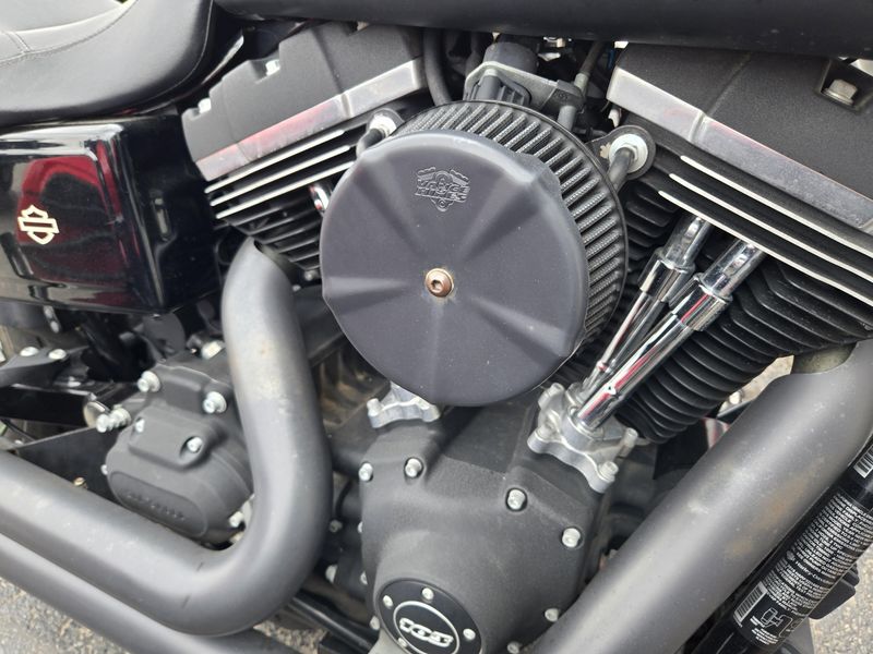 USED 2015 HARLEY DYNA STREET BOB Image 7