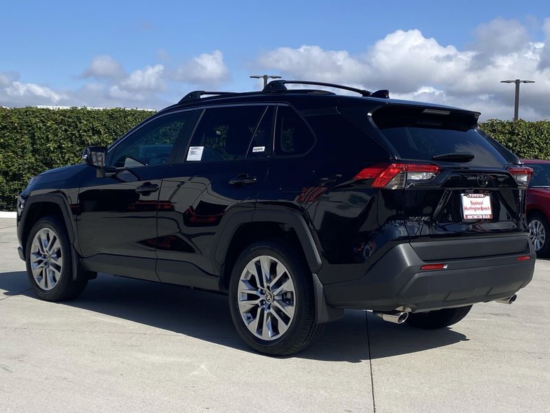 New 2025 Toyota RAV4 XLE PremiumImage 5