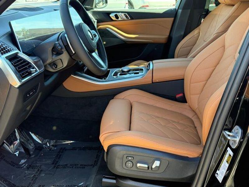 New 2026 BMW X5 sDrive40iImage 17