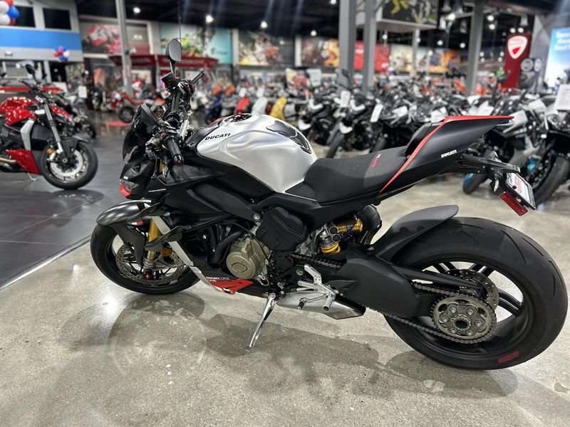 Used 2025 Ducati STREETFIGHTER V4 SP2 Image 14